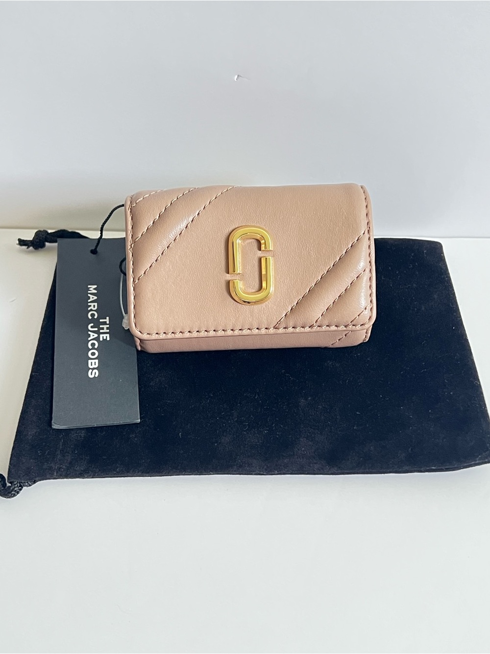 NWT MARC JACOBS THE GLAM SHOT Leather Key Case - Dusty Beige